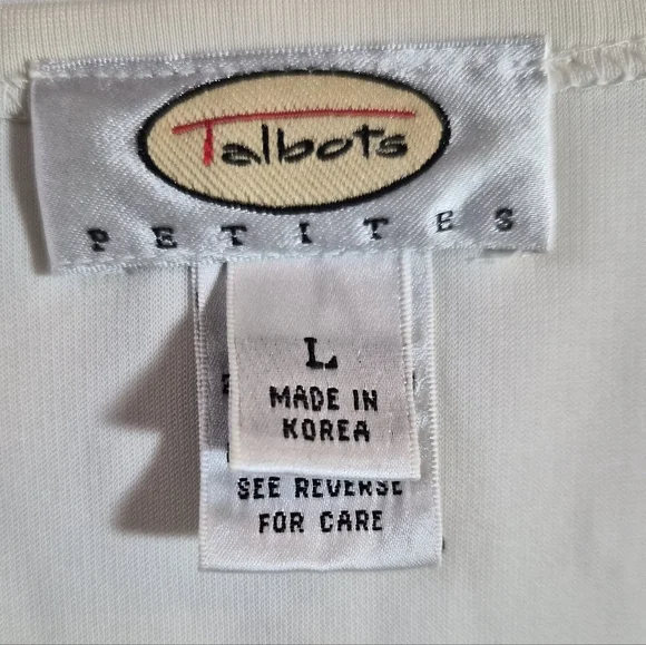 ​Talbots Petites White Beaded Neckline Short Sleeve Top Size LP - Picture 2 of 9